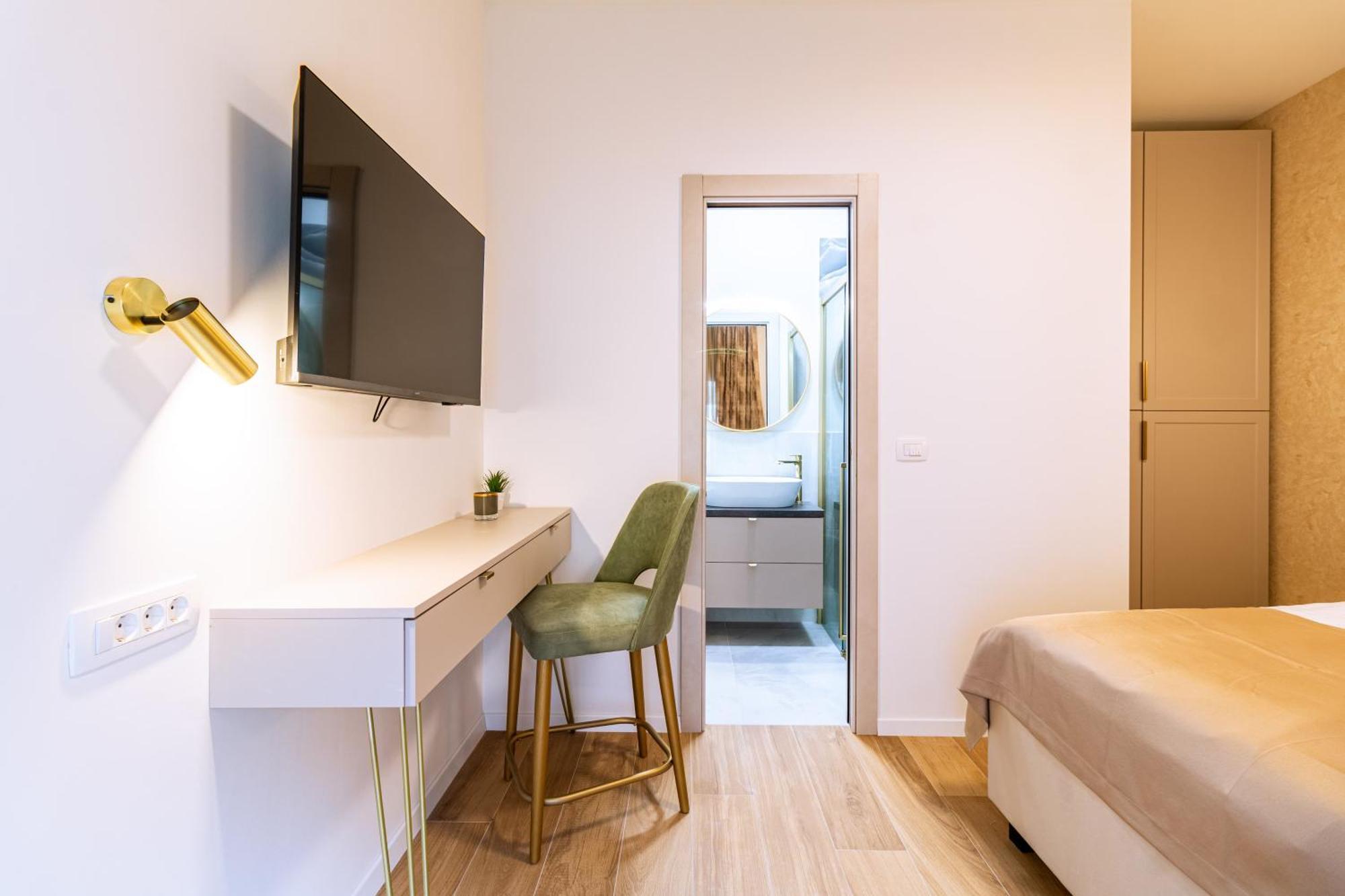 Luxury 2 Bedroom-2 Bathroom Apartment With Rooftop Terrace & Luxury Studio App Split Chambre photo
